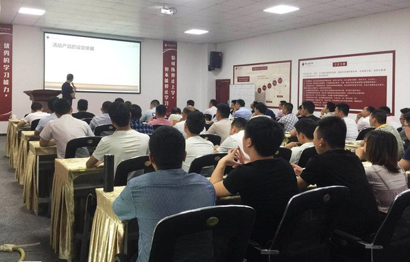 鑫順來木門與你手把手、心連心讓經銷商放心加盟